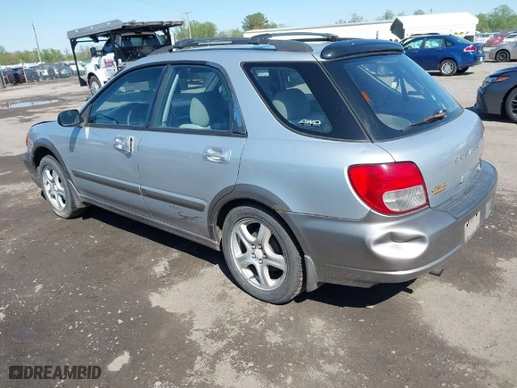 2002 Subaru Impreza Wagon Outback Sport with VIN JF1GG68552G825920, listed as a IAAI auction lot 41986029 with 304,768 mi miles. Bid and sale history available at carsss.com. Image 3.