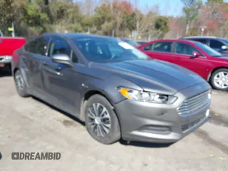 2013 Ford Fusion S with VIN 3FA6P0G75DR271334, listed as a IAAI auction lot 41812019 with 209,755 mi miles and . Bid and sale history available at DreamBid. Image 1.