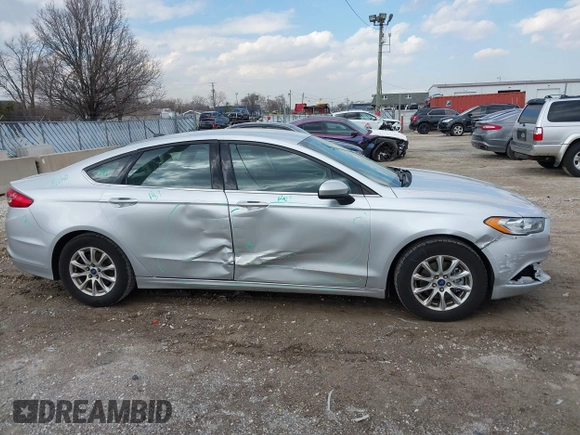 2017 Ford Fusion S with VIN 3FA6P0G7XHR316936, listed as a IAAI auction lot 41888766 with 175,881 mi miles. Bid and sale history available at carsss.com. Image 13.