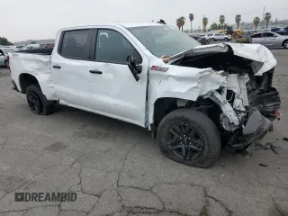 2021 Chevrolet Silverado 1500 LT Trail Boss with VIN 1GCPYFED0MZ439545, listed as a Copart auction lot 52602615 with 83,688 mi miles and Salvage Title. Bid and sale history available at DreamBid. Image 4.