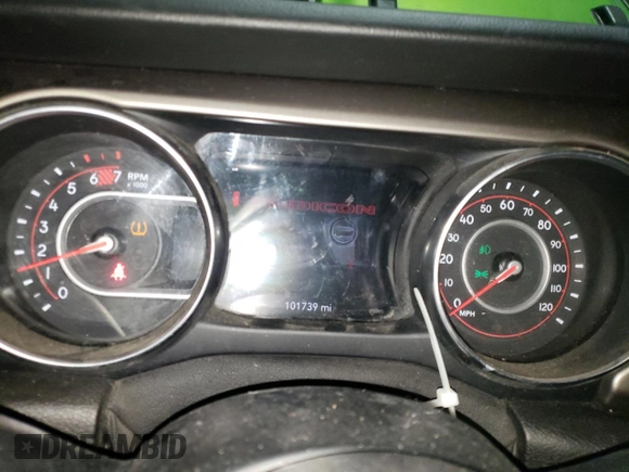 2018 Jeep Wrangler Unlimited Rubicon with VIN 1C4HJXFN3JW245997, listed as a Copart auction lot 52200725 with 101,739 mi miles and Clean title. Bid and sale history available at DreamBid. Image 9.