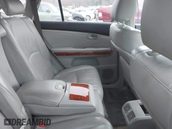 2005 Lexus RX 330 with VIN 2T2HA31U75C050017, listed as a IAAI auction lot 41767246 with 221,659 mi miles. Bid and sale history available at carsss.com. Image 8.