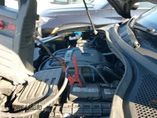 2018 Volkswagen Tiguan S с VIN 3VV0B7AX8JM085507, выставлен на аукционе IAAI как лот 43052864 с пробегом 94 557 миль миль и . История ставок и продаж доступна на DreamBid. Изображение 19.