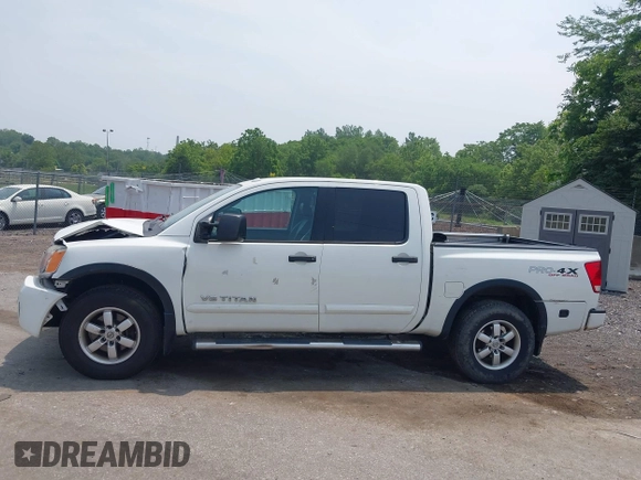 2011 Nissan Titan SL с VIN 1N6AA0EC7BN305065, выставлен на аукционе IAAI как лот 42425645 с пробегом 208 348 миль миль и . История ставок и продаж доступна на DreamBid. Изображение 14.