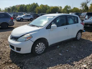 2009 Nissan Versa 1.8 S with VIN 3N1BC13E89L366305, listed as a Copart auction lot 71435924 with 145,873 mi miles and Salvage Title. Bid and sale history available at carsss.com. Image 1.