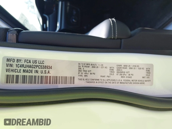 2023 Jeep Grand Cherokee Laredo z VIN 1C4RJHAG2PC538934, wystawiony jako IAAI lot #41902861 z przebiegiem 31 664 mil mil oraz . Historia ofert i sprzedaży dostępna na DreamBid. Obrazek 9.