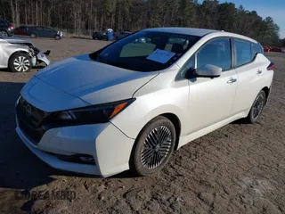 2023 Nissan LEAF SV Plus z VIN 1N4CZ1CV4PC558920, wystawiony jako IAAI lot #41332755 z przebiegiem 15 893 mil mil oraz . Historia ofert i sprzedaży dostępna na DreamBid. Obrazek 20.