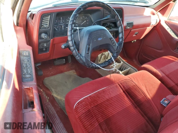 1992 Ford Explorer Eddie Bauer with VIN 1FMDU34X6NUC14663, listed as a Copart auction lot 81240504 with 98,907 mi miles and Salvage title. Bid and sale history available at DreamBid. Image 8.