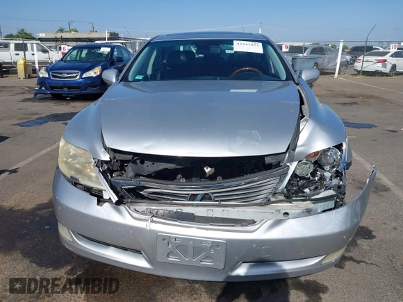 2008 Lexus LS 460 with VIN JTHBL46F185073510, listed as a IAAI auction lot 42347422 with 150,114 mi miles and . Bid and sale history available at DreamBid. Image 12.