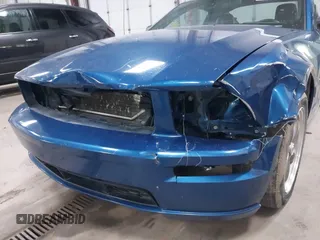 2006 Ford Mustang GT Deluxe with VIN 1ZVFT82H665185747, listed as a IAAI auction lot 42293060 with 157,093 mi miles and . Bid and sale history available at DreamBid. Image 6.