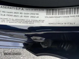 2015 Maserati Ghibli z VIN ZAM57XSA2F1159438, wystawiony jako Copart lot #49187735 z przebiegiem 73 996 mil mil oraz Szkoda całkowita • Salvage title. Historia ofert i sprzedaży dostępna na DreamBid. Obrazek 10.