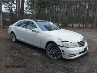 2010 Mercedes-Benz S 550 with VIN WDDNG8GB4AA323573, listed as a IAAI auction lot 41247320 with 150,748 mi miles and . Bid and sale history available at DreamBid. Image 1.