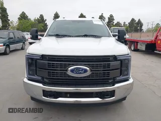 2019 Ford F-250 XL with VIN 1FT7W2A66KEF60607, listed as a IAAI auction lot 42121732 with 109,159 mi miles and . Bid and sale history available at DreamBid. Image 12.