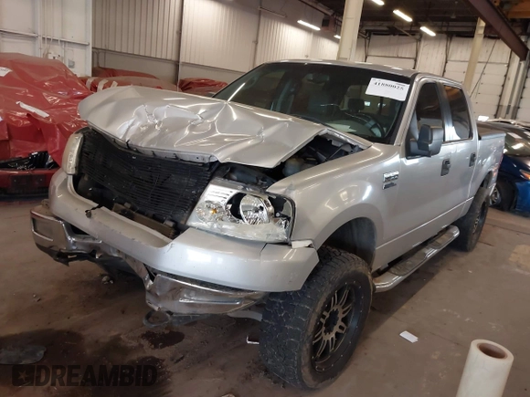 2005 Ford F-150 XLT with VIN 1FTPW14535FB22767, listed as a IAAI auction lot 41880025 with 1 mi miles. Bid and sale history available at carsss.com. Image 2.