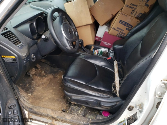2011 Kia Soul + with VIN KNDJT2A21B7262871, listed as a Copart auction lot 52214145 with 239,808 mi miles and Clean Title. Bid and sale history available at carsss.com. Image 7.