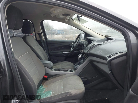 2015 Ford Escape SE with VIN 1FMCU9G96FUB90684, listed as a IAAI auction lot 41832982 with 127,900 mi miles. Bid and sale history available at carsss.com. Image 5.