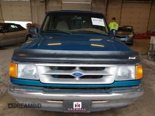 1995 Ford Ranger Splash z VIN 1FTCR14UXSPA86594, wystawiony jako IAAI lot #42517683 z przebiegiem 162 507 mil mil oraz . Historia ofert i sprzedaży dostępna na DreamBid. Obrazek 6.