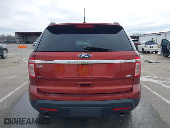 2014 Ford Explorer XLT with VIN 1FM5K8D83EGA68639, listed as a IAAI auction lot 41768529 with 176,579 mi miles and . Bid and sale history available at carsss.com. Image 17.