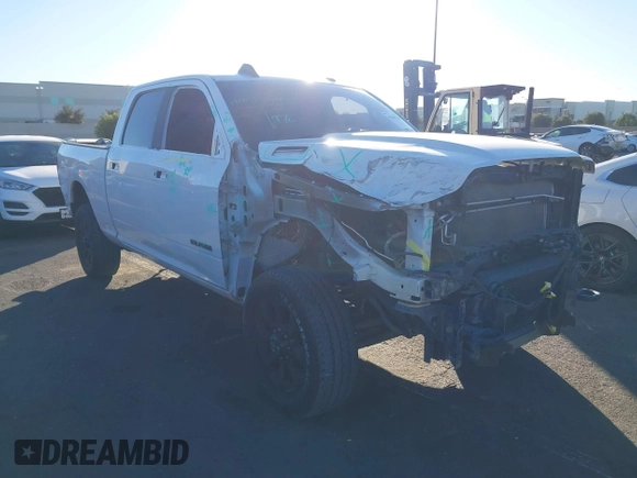2021 Ram 2500 Big Horn with VIN 3C6UR5DL5MG633465, listed as a IAAI auction lot 41305700 with 73,636 mi miles. Bid and sale history available at carsss.com. Image 1.