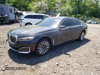 2022 BMW 7 Series 740i xDrive z VIN WBA7T4C09NCG86294, wystawiony jako Copart lot #55229314 z przebiegiem 31 405 mil mil oraz Szkoda całkowita • Salvage title. Historia ofert i sprzedaży dostępna na DreamBid. Obrazek 1.