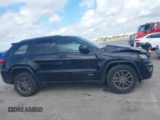 2016 Jeep Grand Cherokee Laredo z VIN 1C4RJEAG6GC436633, wystawiony jako IAAI lot #41567936 z przebiegiem 47 128 mil mil oraz . Historia ofert i sprzedaży dostępna na DreamBid. Obrazek 13.