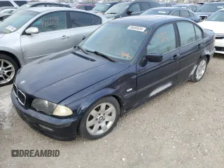 2001 BMW 3 Series 325i with VIN WBAAV33491FU84073, listed as a Copart auction lot 85689534 with 164,798 mi miles and Salvage Title. Bid and sale history available at carsss.com. Image 1.