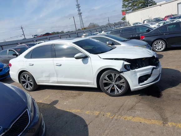 2021 Volkswagen Passat 2.0T SE with VIN 1VWSA7A39MC000409, listed as a IAAI auction lot 41804341 with 119,139 mi miles. Bid and sale history available at carsss.com. Image 13.