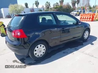 2008 Volkswagen Rabbit S z VIN WVWBA71K68W236885, wystawiony jako IAAI lot #41947747 z przebiegiem 168 428 mil mil oraz . Historia ofert i sprzedaży dostępna na DreamBid. Obrazek 4.