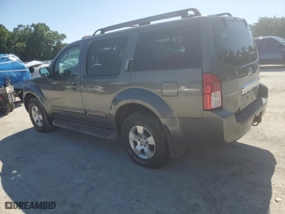 2005 Nissan Pathfinder LE with VIN 5N1AR18W85C766052, listed as a Copart auction lot 52217315 with 178,456 mi miles and Clean Title. Bid and sale history available at carsss.com. Image 2.
