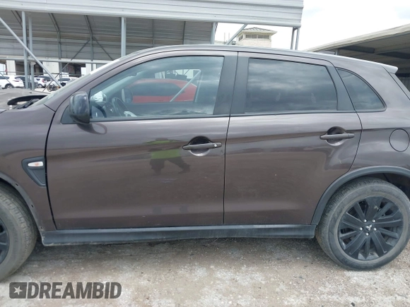 2021 Mitsubishi Outlander ES z VIN JA4APUAU3MU008434, wystawiony jako IAAI lot #42120530 z przebiegiem 95 254 mil mil oraz . Historia ofert i sprzedaży dostępna na DreamBid. Obrazek 15.