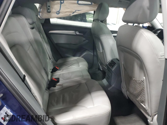 2014 Audi Q5 Premium Plus with VIN WA1LFAFP4EA002240, listed as a Copart auction lot 44622305 with 204,010 mi miles and Salvage Title. Bid and sale history available at carsss.com. Image 11.