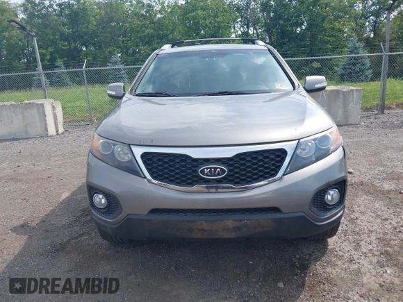 2012 Kia Sorento EX with VIN 5XYKUDA64CG255711, listed as a IAAI auction lot 42625704 with 149,625 mi miles and . Bid and sale history available at DreamBid. Image 6.