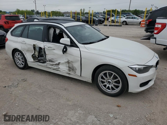 2014 BMW 3 Series 328i xDrive with VIN WBA3G7C57EKN36509, listed as a Copart auction lot 56784925 with 86,792 mi miles and Salvage title. Bid and sale history available at DreamBid. Image 4.