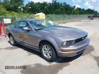 2006 Ford Mustang Standard with VIN 1ZVFT80N465214851, listed as a IAAI auction lot 42594792 with 168,256 mi miles and . Bid and sale history available at DreamBid. Image 1.
