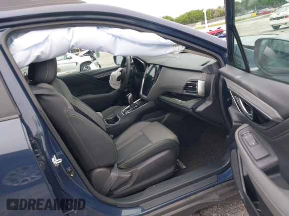 2025 Subaru Outback Onyx with VIN 4S4BTALC6S3177063, listed as a IAAI auction lot 42425905 with 6,541 mi miles and . Bid and sale history available at DreamBid. Image 5.