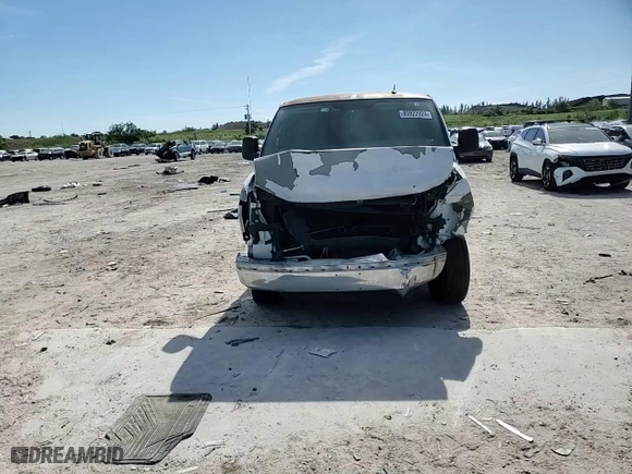 2012 Chevrolet Express Passenger 1LT with VIN 1GAZG1FG4C1122994, listed as a Copart auction lot 85922924 with 171,161 mi miles and Salvage Title. Bid and sale history available at carsss.com. Image 11.