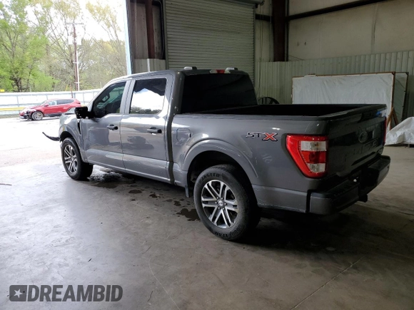 2021 Ford F-150 XL with VIN 1FTEW1CP6MKE92062, listed as a Copart auction lot 50303735 with 40,346 mi miles and Salvage Title. Bid and sale history available at carsss.com. Image 2.
