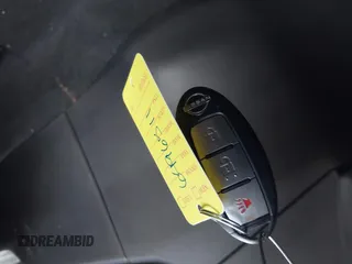 2022 Nissan Kicks S z VIN 3N1CP5BV2NL531339, wystawiony jako IAAI lot #41960255 z przebiegiem 24 931 mil mil oraz . Historia ofert i sprzedaży dostępna na DreamBid. Obrazek 11.