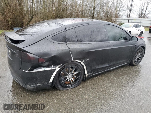 2017 Tesla Model X 90D z VIN 5YJXCBE2XHF078598, wystawiony jako Copart lot #46751395 z przebiegiem 58 115 mil mil oraz Szkody całkowita. Historia ofert i sprzedaży dostępna na DreamBid. Obrazek 3.