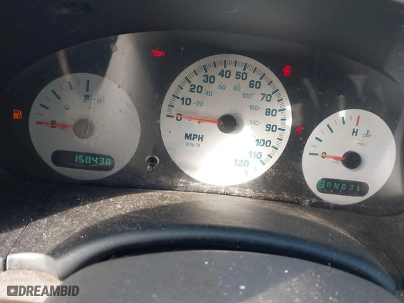 2002 Dodge Caravan SE with VIN 1B4GP25352B644736, listed as a IAAI auction lot 41268744 with 158,438 mi miles. Bid and sale history available at carsss.com. Image 7.