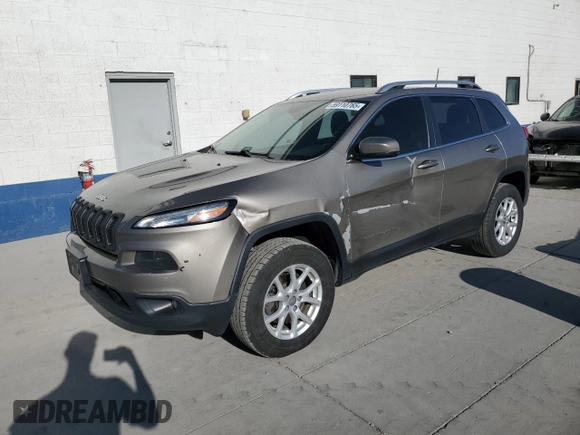 2017 Jeep Cherokee Latitude with VIN 1C4PJMCS7HW615637, listed as a Copart auction lot 59110765 with 179,248 mi miles and Salvage title. Bid and sale history available at DreamBid. Image 1.