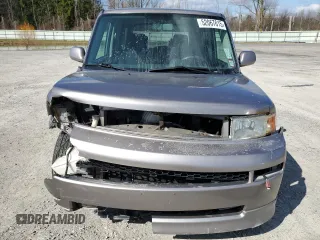 2005 Scion xB z VIN JTLKT324450196022, wystawiony jako Copart lot #52067615 z przebiegiem 150 840 mil mil oraz Szkody całkowita. Historia ofert i sprzedaży dostępna na DreamBid. Obrazek 5.