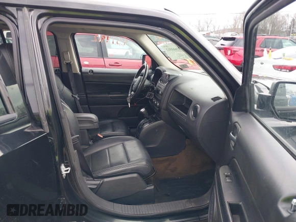 2017 Jeep Patriot High Altitude with VIN 1C4NJRFB3HD165206, listed as a IAAI auction lot 41644912 with 124,151 mi miles. Bid and sale history available at carsss.com. Image 5.