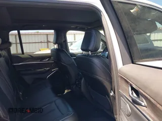 2024 Jeep Grand Cherokee с VIN 1C4RJYB6XRC135521, выставлен на аукционе IAAI как лот 42853749 с пробегом 27 428 миль миль и . История ставок и продаж доступна на DreamBid. Изображение 8.
