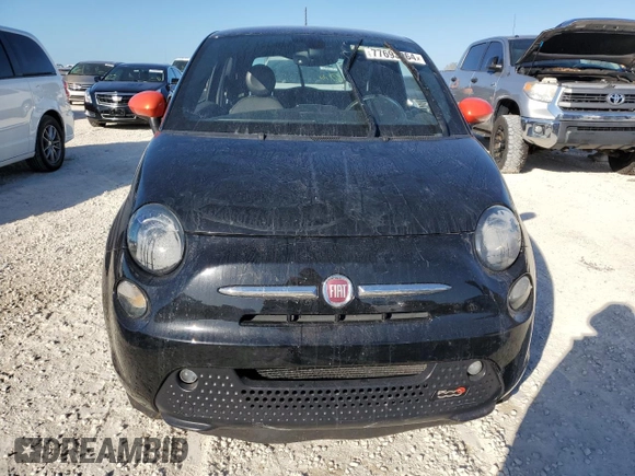 2017 FIAT 500e with VIN 3C3CFFGE0HT625193, listed as a Copart auction lot 77693964 with 0 mi miles and Salvage Title. Bid and sale history available at carsss.com. Image 5.