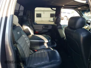 2002 Ford F-150 Harley Davidson with VIN 1FTRW07392KD46352, listed as a Copart auction lot 73463924 with 135,813 mi miles and Salvage Title. Bid and sale history available at carsss.com. Image 11.