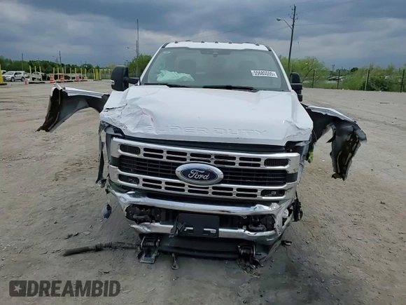 2024 Ford F-350 XL with VIN 1FTRF3BN4REF47739, listed as a Copart auction lot 55685555 with 4,103 mi miles and Salvage title. Bid and sale history available at DreamBid. Image 14.