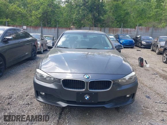 2014 BMW 3 Series 320i xDrive with VIN WBA3C3C57EP662795, listed as a IAAI auction lot 42267683 with 153,451 mi miles and . Bid and sale history available at DreamBid. Image 13.