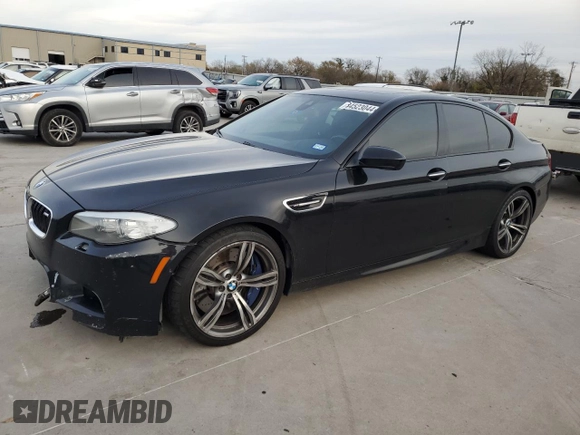 2013 BMW M5 with VIN WBSFV9C58DC772976, listed as a Copart auction lot 84523044 with 93,515 mi miles and Salvage Title. Bid and sale history available at carsss.com. Image 1.