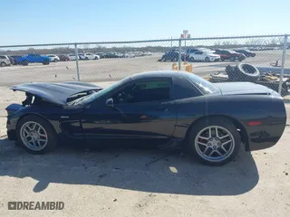 2003 Chevrolet Corvette Z06 with VIN 1G1YY12S435114194, listed as a IAAI auction lot 41769978 with 190,548 mi miles. Bid and sale history available at carsss.com. Image 14.